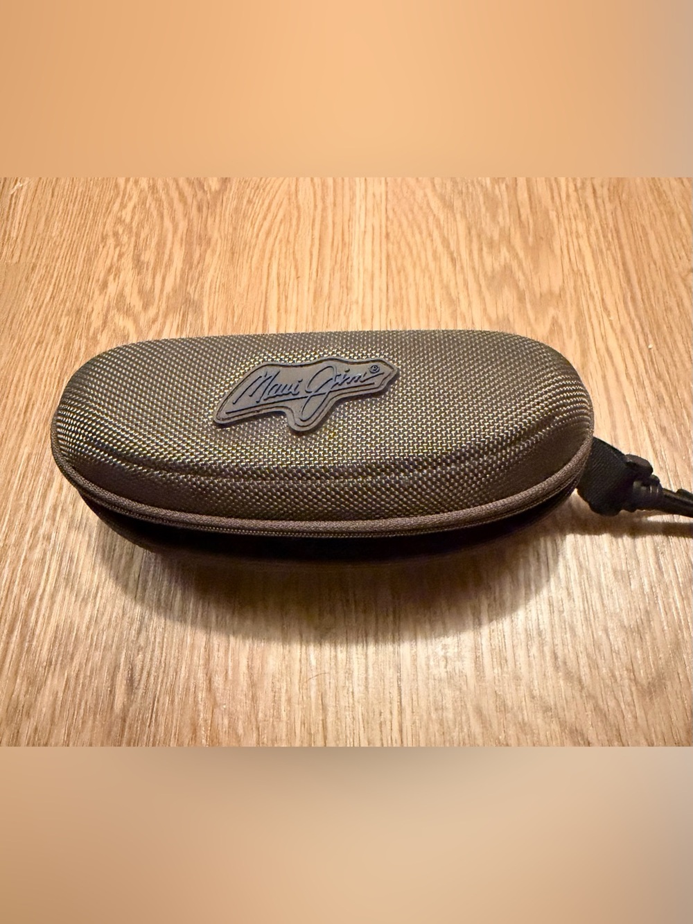Maui Jim Textured Brown Hard Shell Sunglasses Case